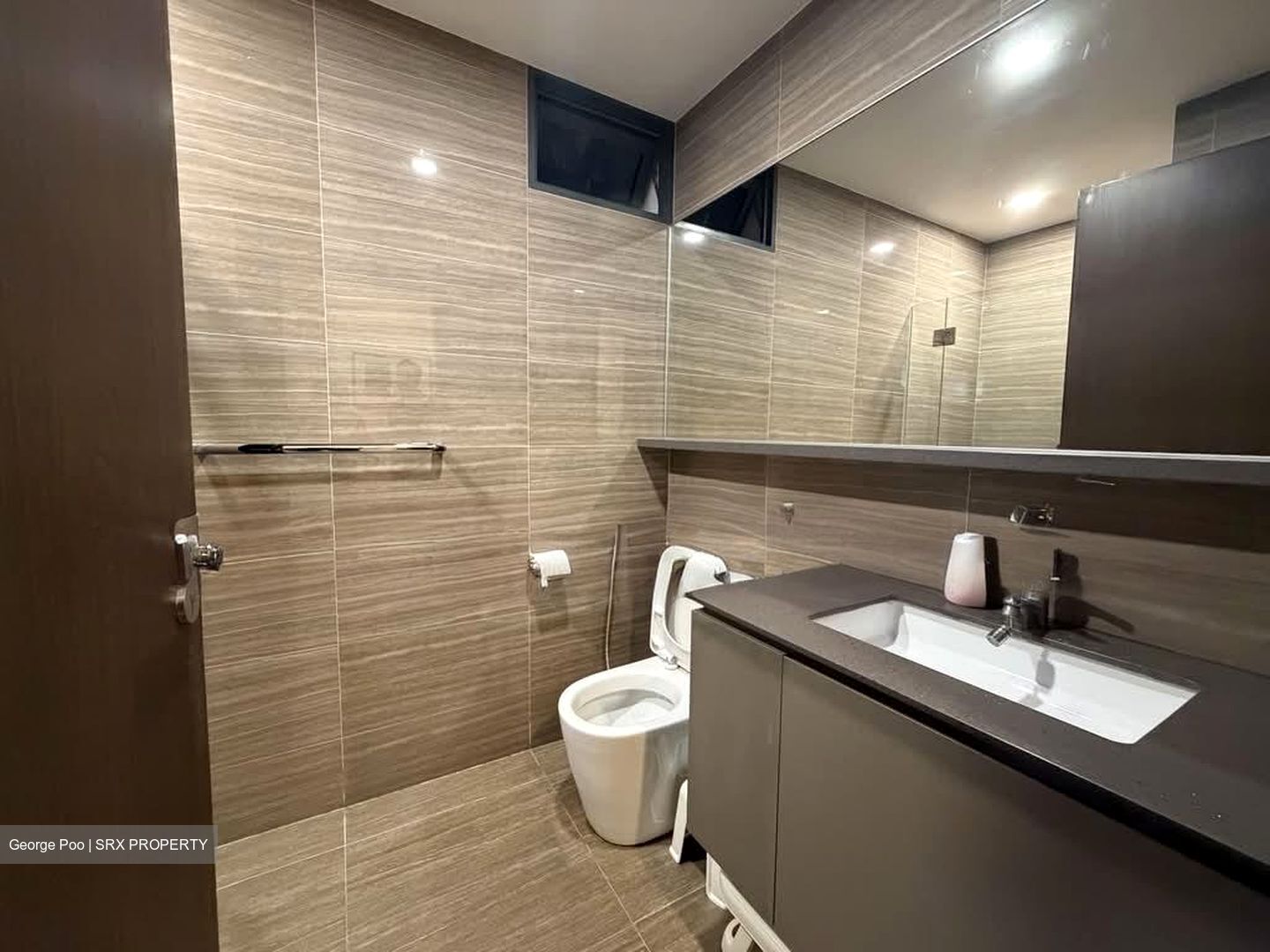 The Brownstone (D27), Condominium #606748171